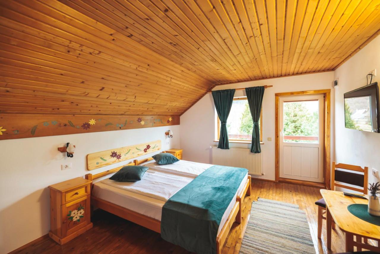 Pensiunea Piatra-Craiului Зэрнешти Экстерьер фото
