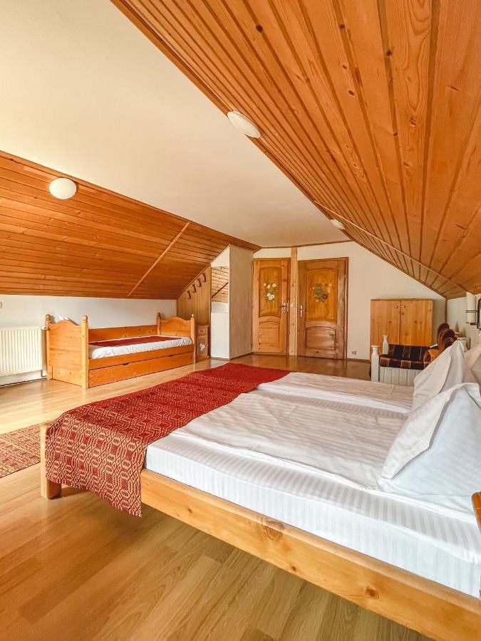 Pensiunea Piatra-Craiului Зэрнешти Экстерьер фото
